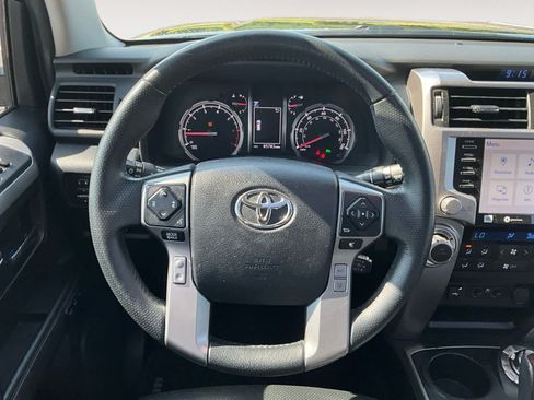 Used 2020 Toyota 4Runner Limited AWD/4WD image 12
