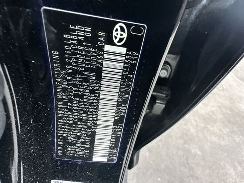 Used 2025 Toyota Corolla SE FWD image 29