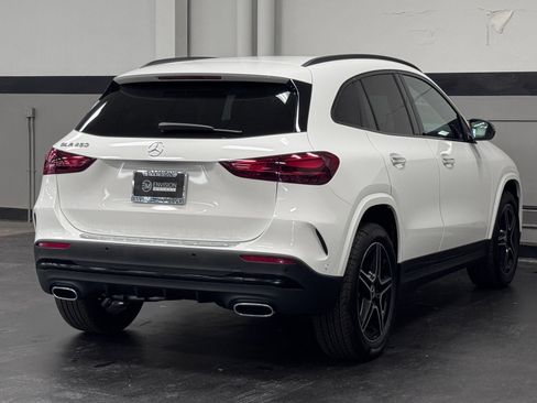 Used 2025 Mercedes-Benz GLA 250 image 12
