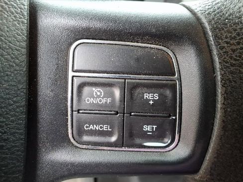 Used 2017 RAM 3500 Tradesman w/ Chrome Appearance Group image 25