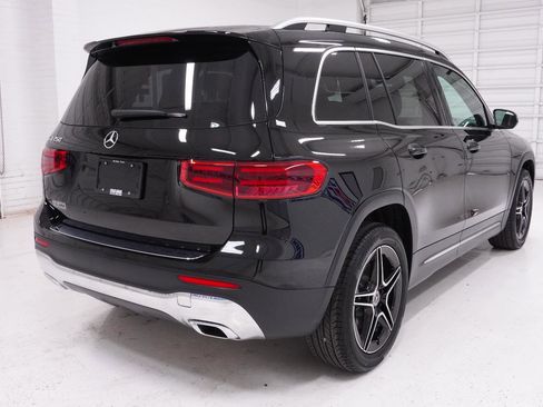 Used 2026 Mercedes-Benz GLB 250 image 5