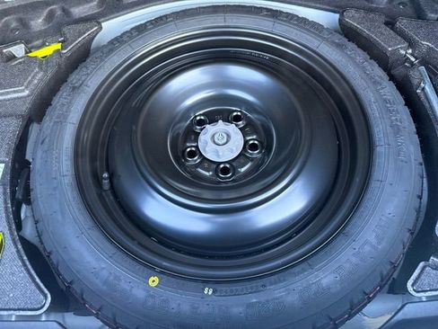 Certified 2024 Lexus IS 300 F Sport image 30