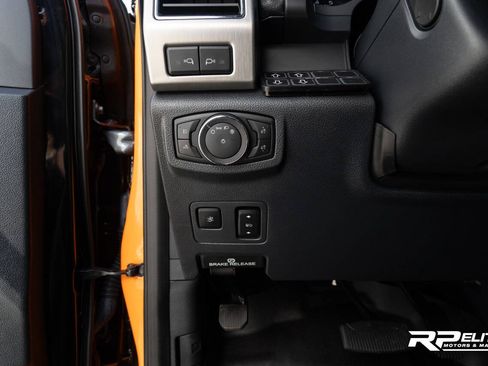 Used 2022 Ford F350 Platinum AWD/4WD image 62