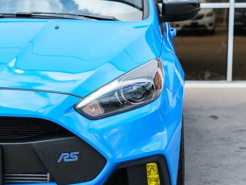 Used 2017 Ford Focus RS AWD/4WD image 5