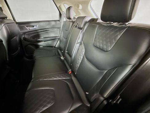 Used 2023 Ford Edge Titanium image 27