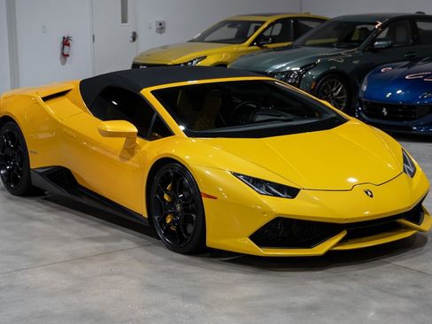 Used 2016 Lamborghini Huracan LP 610-4 image 14