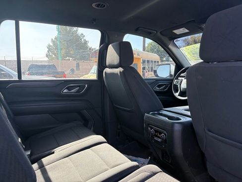 Used 2022 Chevrolet Suburban LS AWD/4WD image 7