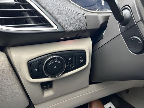 Used 2020 Lincoln Nautilus Reserve w/ Equipment Group 202A image 29