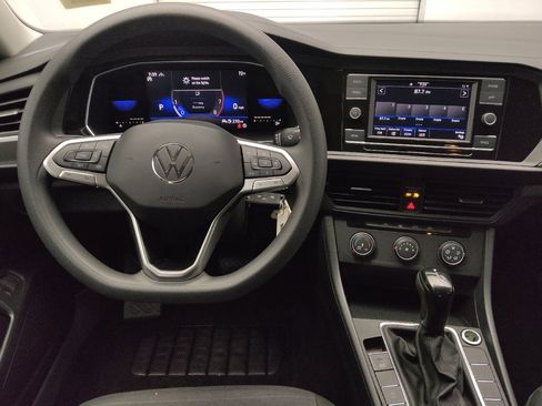 Used 2022 Volkswagen Jetta S FWD image 22