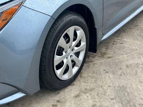 Used 2026 Toyota Corolla LE image 9