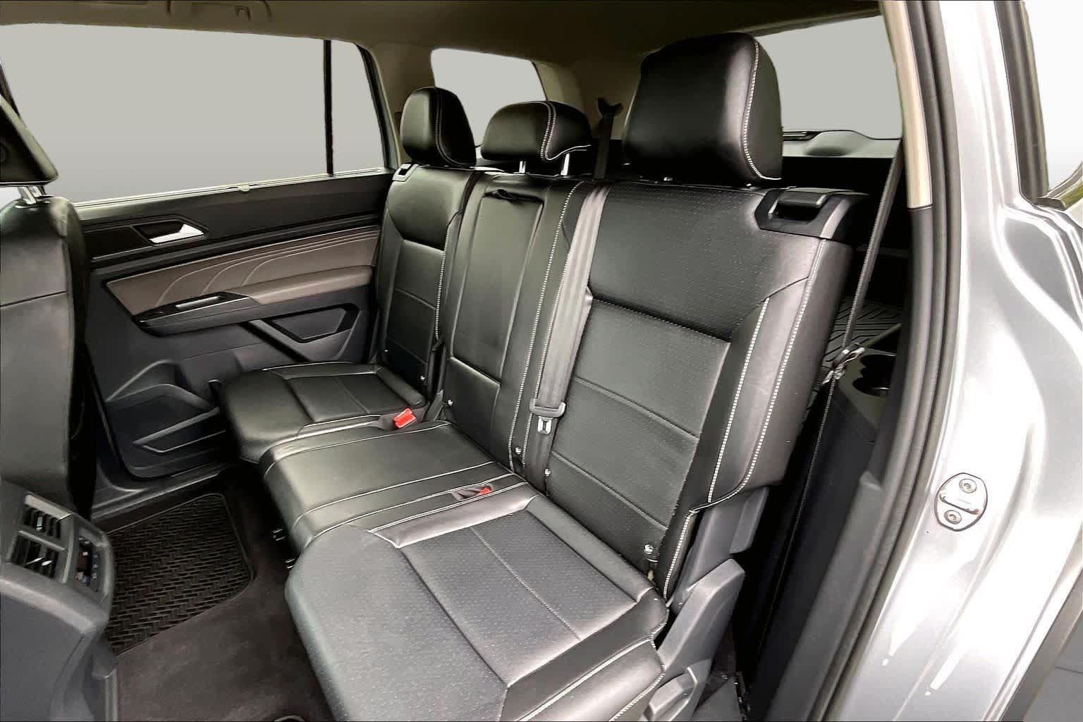 Used 2021 Volkswagen Atlas SE w/ Panoramic Sunroof Package AWD/4WD image 20
