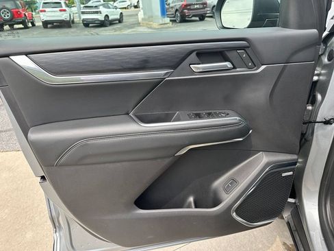 Used 2026 GMC Acadia Elevation w/ LPO, Floor Liner Package AWD/4WD image 19