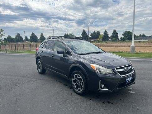 Used 2016 Subaru Crosstrek 2.0i Premium AWD/4WD image 6