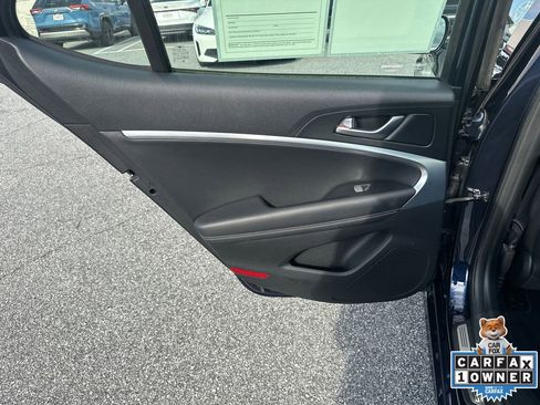 Used 2023 Genesis G70 2.0T image 21