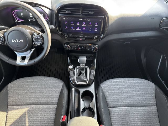 Used 2025 Kia Soul EX FWD image 18