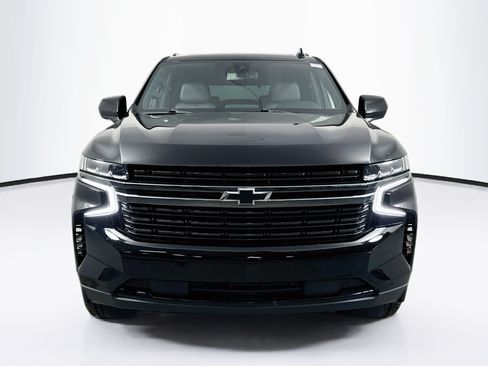 Used 2022 Chevrolet Tahoe RST RWD image 2