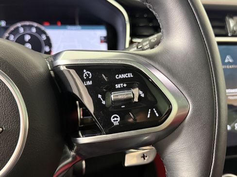 Used 2026 Jaguar F-PACE R-Dynamic S image 18