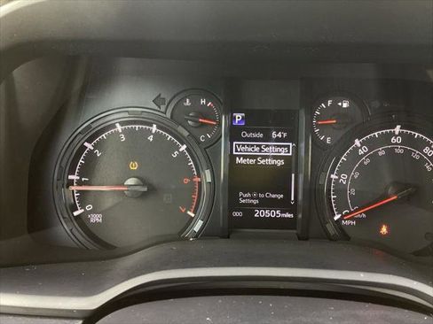 Certified 2024 Toyota 4Runner SR5 Premium w/ Moonroof Package AWD/4WD image 12