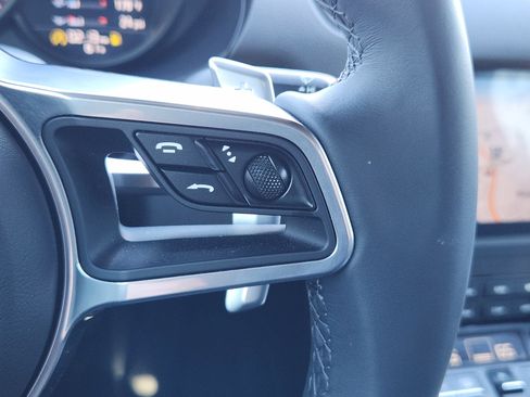 Used 2024 Porsche 718 Boxster image 32