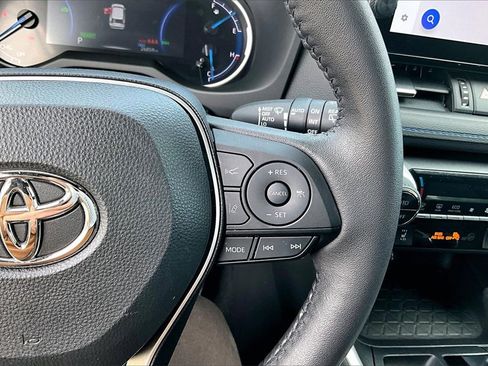 Used 2023 Toyota RAV4 XSE image 8