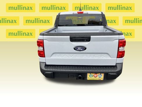 New 2025 Ford Maverick XLT w/ XLT Luxury Package image 4
