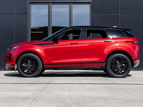 Used 2023 Land Rover Range Rover Evoque R-Dynamic S image 9