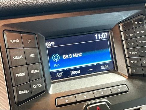 Used 2016 Ford Expedition XLT RWD image 15
