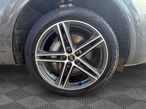 Used 2023 Audi Q5 e Prestige image 32