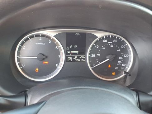 Used 2022 Nissan Kicks S FWD image 25