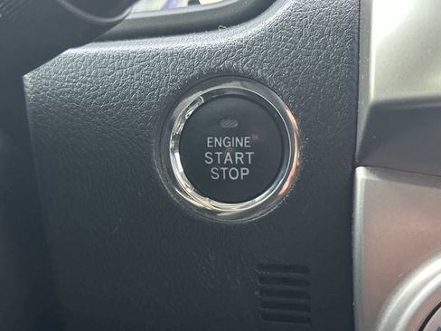 Used 2018 Toyota 4Runner Limited image 23