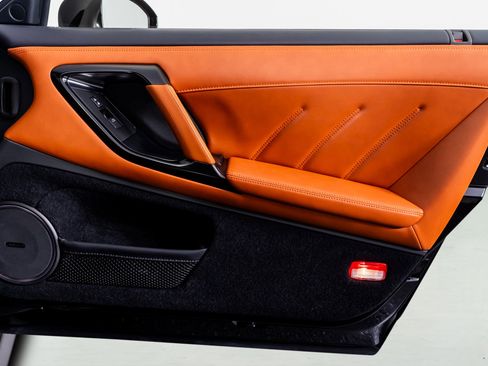 Used 2021 Nissan GT-R Premium image 42