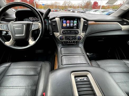 Used 2020 GMC Yukon Denali w/ Open Road Package image 13