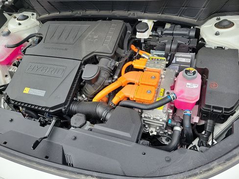 Used 2024 Kia Niro SX image 28