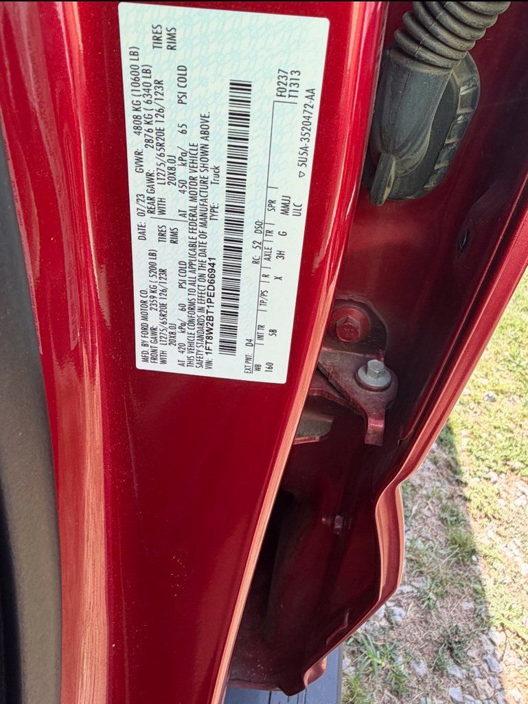 Used 2023 Ford F250 Lariat w/ Lariat Ultimate Package AWD/4WD image 10