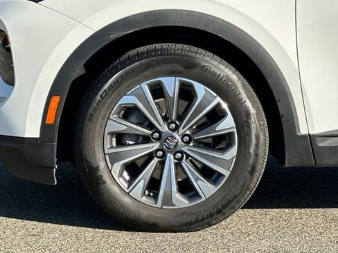 Used 2025 Buick Envision Preferred image 46