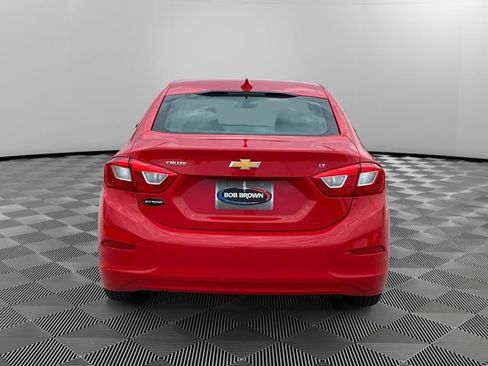 Used 2016 Chevrolet Cruze LT w/ Convenience Package FWD image 4