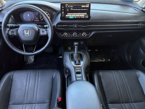 Used 2025 Honda HR-V EX-L image 17