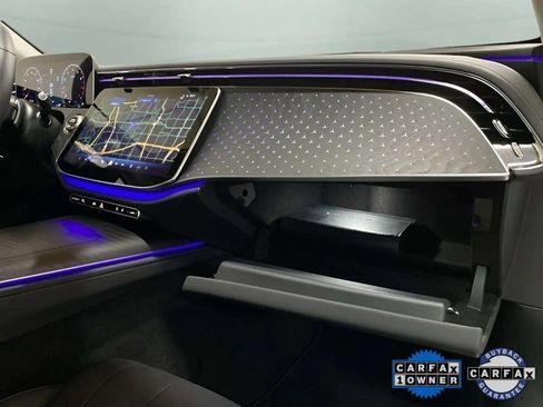 Used 2025 Mercedes-Benz E 350 Sedan image 86