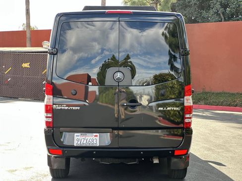 Used 2016 Mercedes-Benz Sprinter 2500 image 5