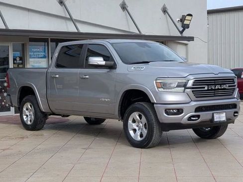 Used 2021 RAM 1500 Laramie w/ Laramie Southwest Edition AWD/4WD image 3