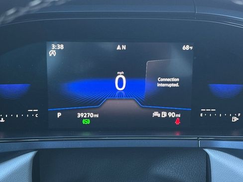 Used 2023 Volkswagen Taos SE w/ Panoramic Sunroof Package image 24