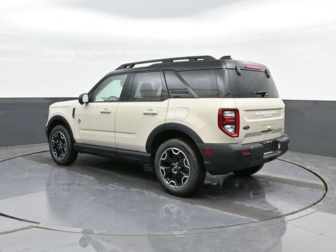 New 2025 Ford Bronco Sport Outer Banks w/ Outer Banks Tech Package+ image 5