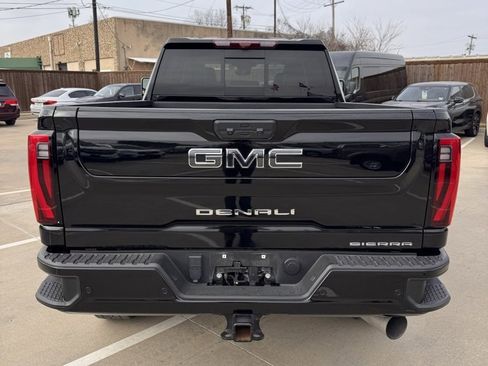 Used 2024 GMC Sierra 3500 Denali Ultimate image 7