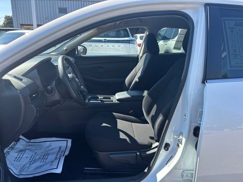 Certified 2025 Nissan Sentra S FWD image 17
