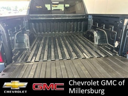 Used 2021 Chevrolet Silverado 1500 LT w/ Convenience Package II AWD/4WD image 8