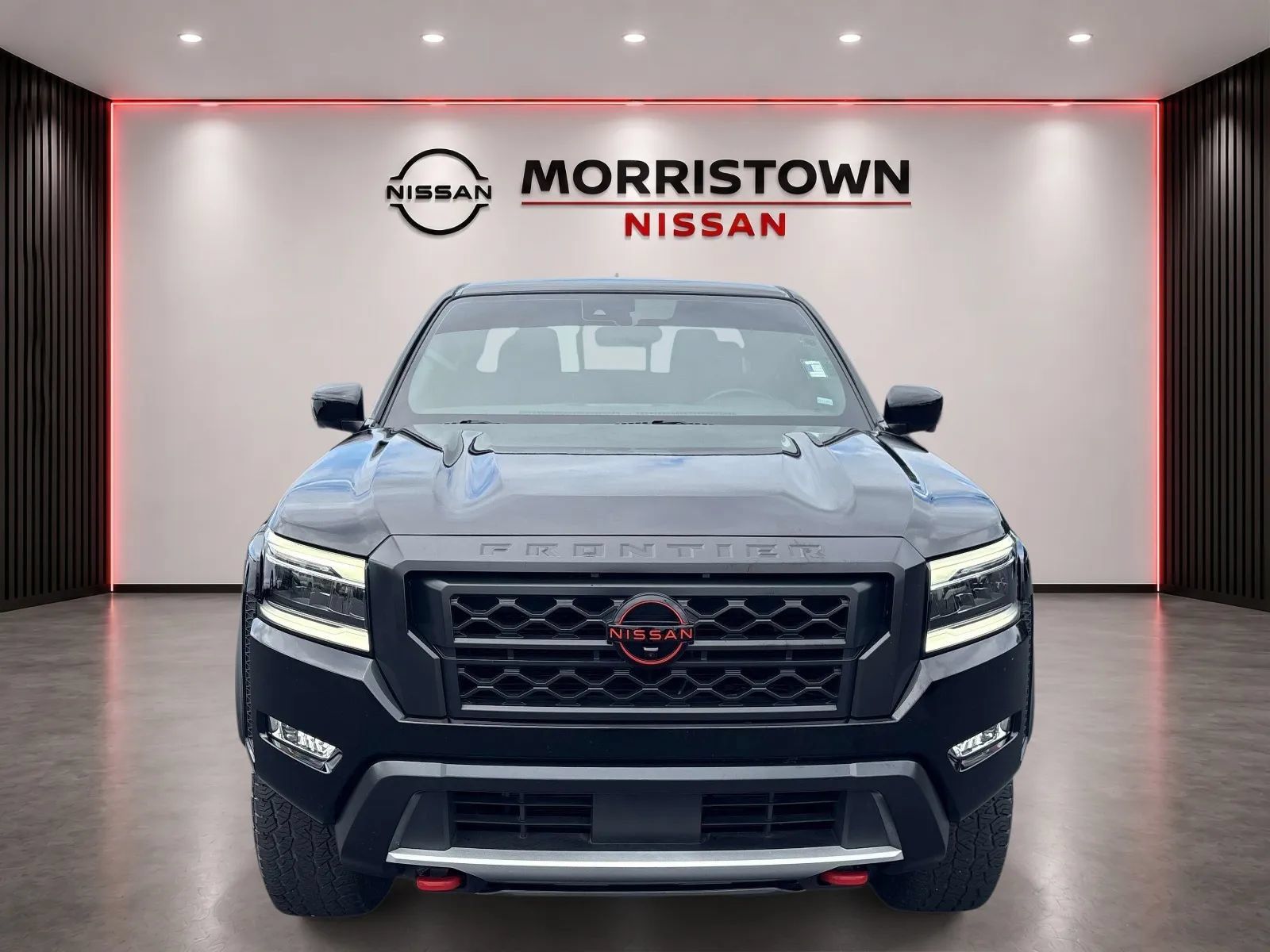 Used 2024 Nissan Frontier PRO-4X w/ Pro Convenience Package AWD/4WD image 8