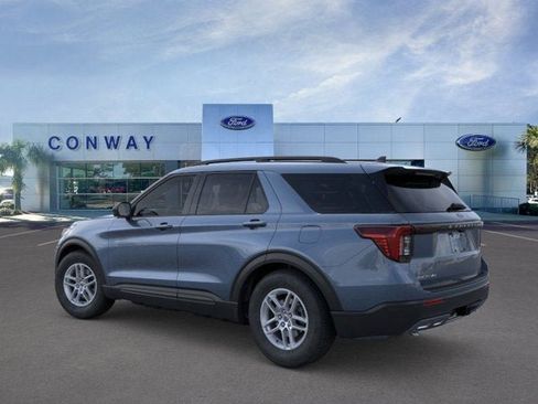 New 2026 Ford Explorer Active w/ Active Comfort Package RWD image 4