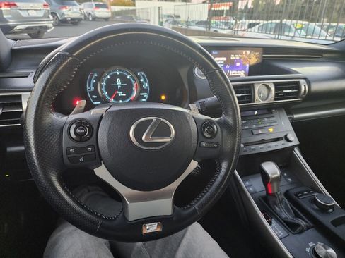 Used 2015 Lexus IS 250 image 22