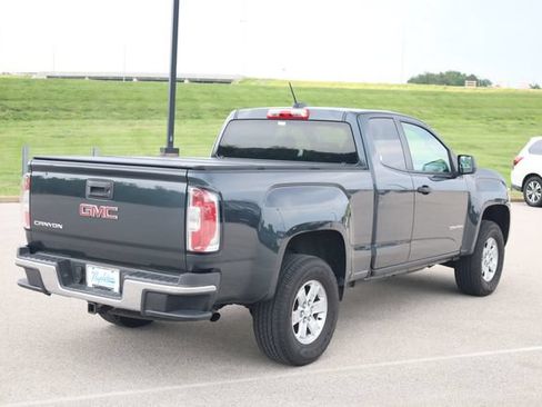 Used 2017 GMC Canyon W/T w/ Convenience Package RWD image 5