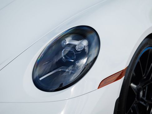 Used 2022 Porsche 911 GT3 image 34